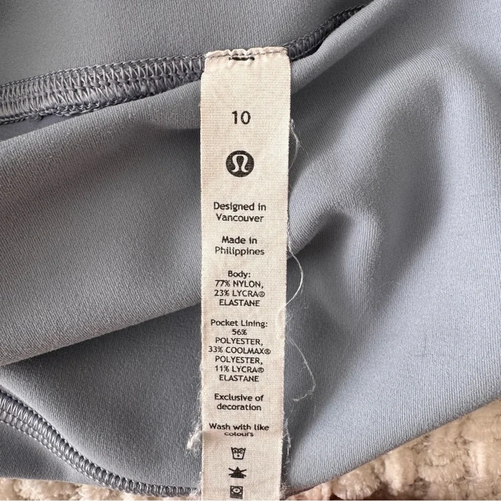 Lululemon 28” Leggings size 10 - Picture 3 of 3